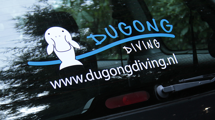 dugong autobelettering